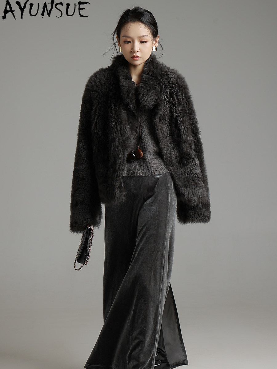 AYUNSUE Natural Tuscany Sheeps - огляд і ціна Wool Coat Peacoat